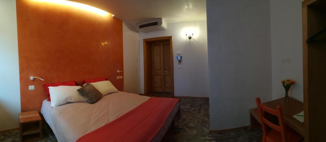 Casa Orru Hotel Nuoro  Exterior foto